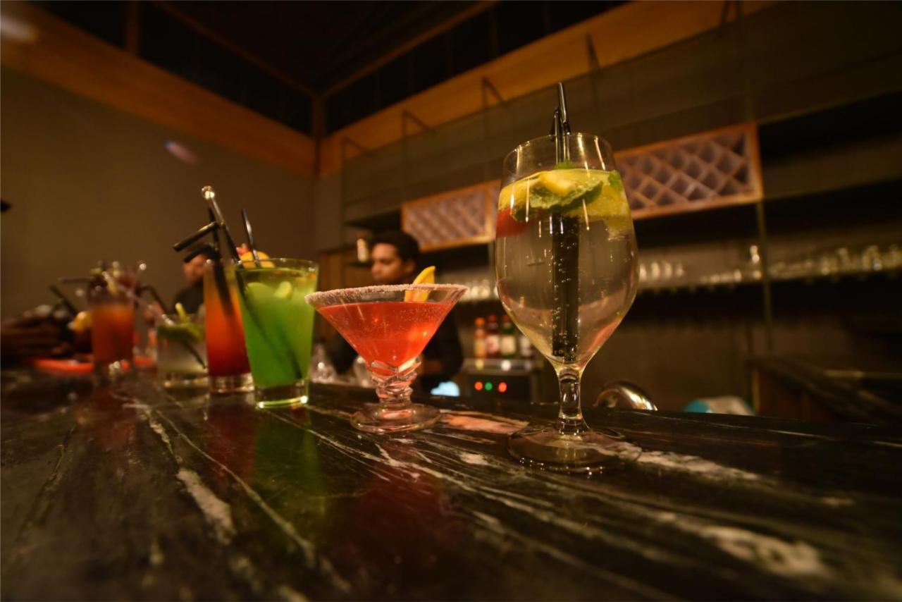 欢迎喜得来阿雅塔纳酒店 Somvārpet 外观 照片