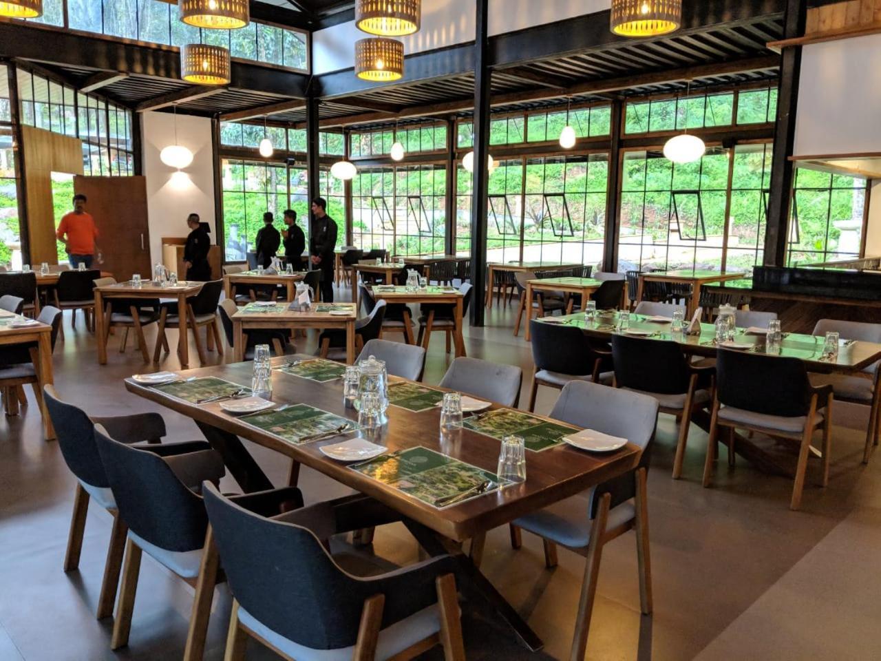 欢迎喜得来阿雅塔纳酒店 Somvārpet 外观 照片